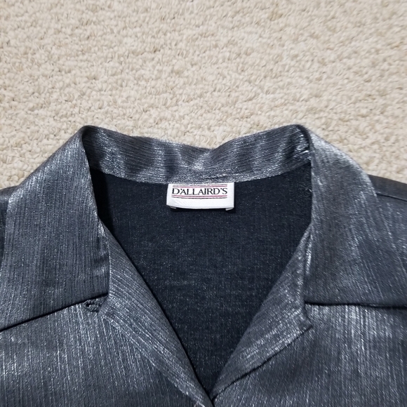 D'allaird's Vintage Designer Top - Picture 2 of 5